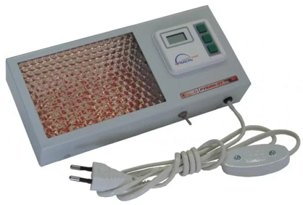 Фотофонарь с таймером с двумя уровнями яркости (красный) Рубин-3Т